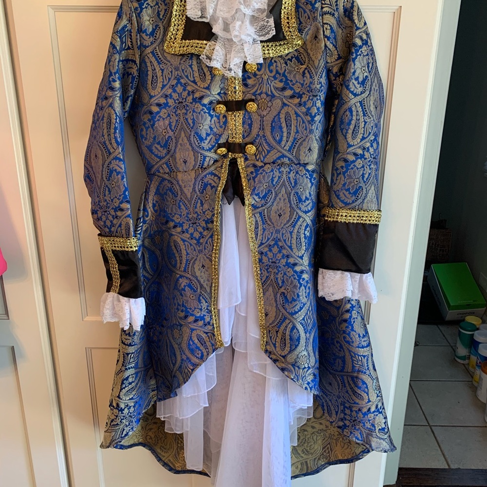 Catching Fireflies Pirate Costume girls sz16 &Hat